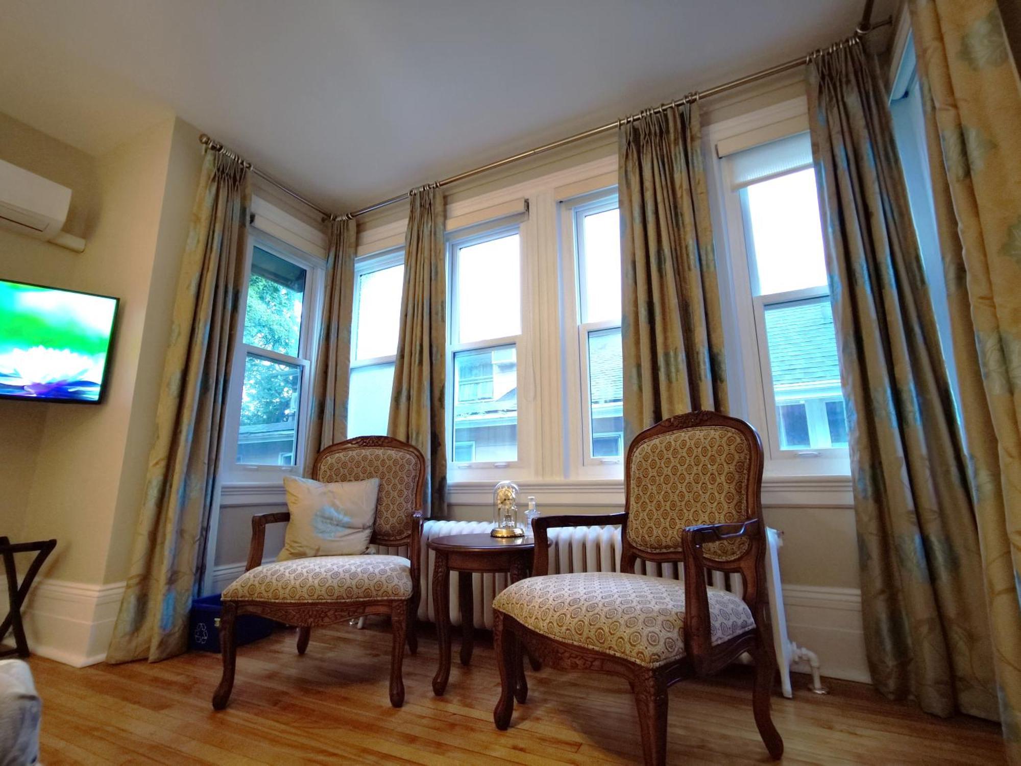 No 1 Grafton Inn Charlottetown Extérieur photo